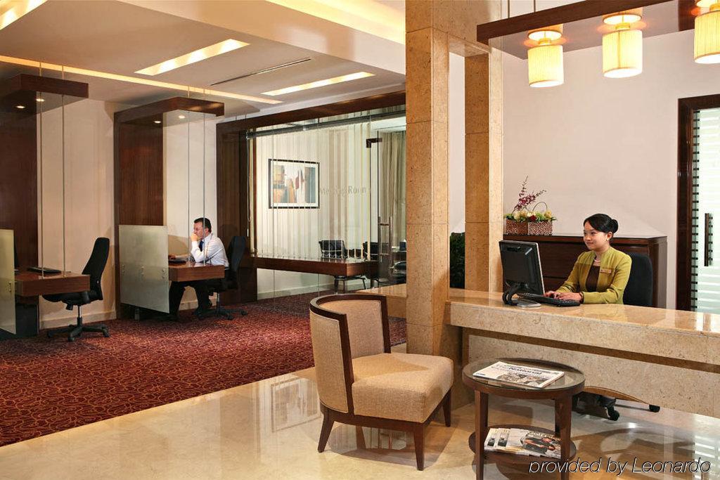 Khalidiya Palace Rayhaan By Rotana, 5*