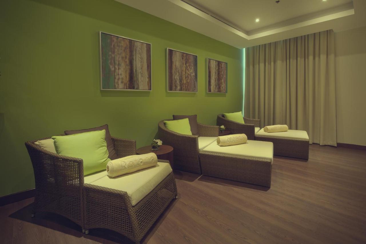 Khalidiya Palace Rayhaan By Rotana, Resort