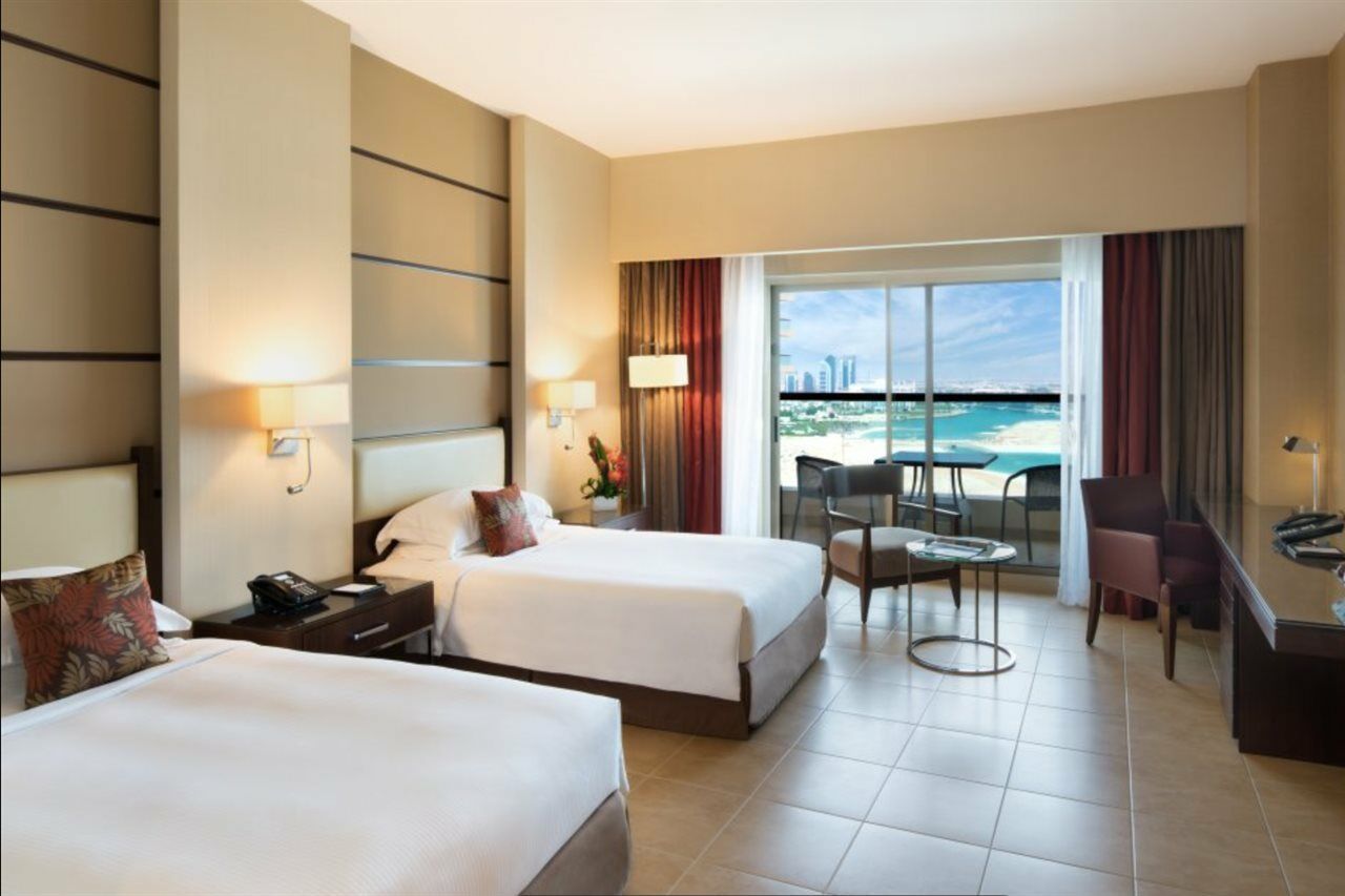 Khalidiya Palace Rayhaan By Rotana, Resort